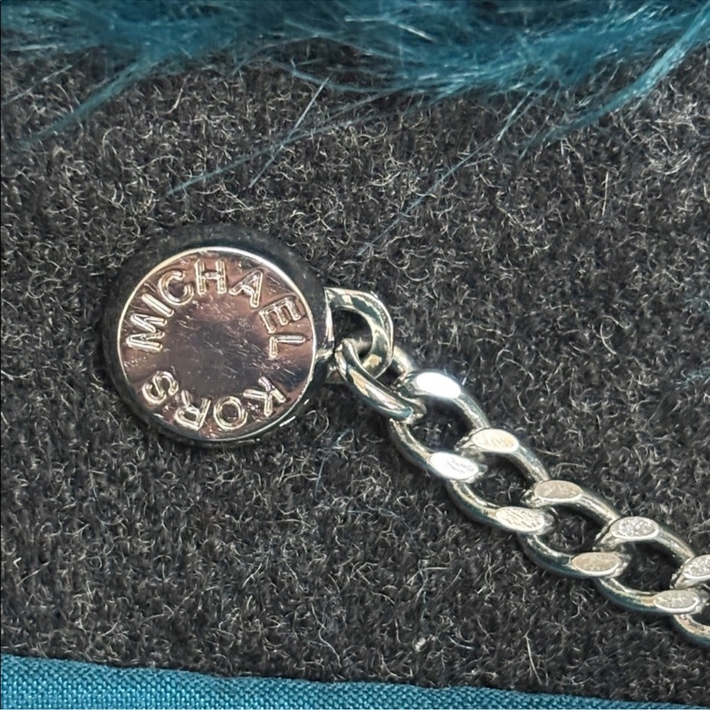 Michael Kors luxurious faux fur cropped jacket - Picture 7 of 10